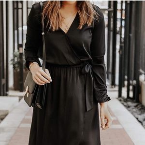 Black Satin Midi Dres